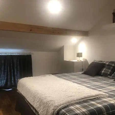 D'hotes Bed & Breakfast Regades