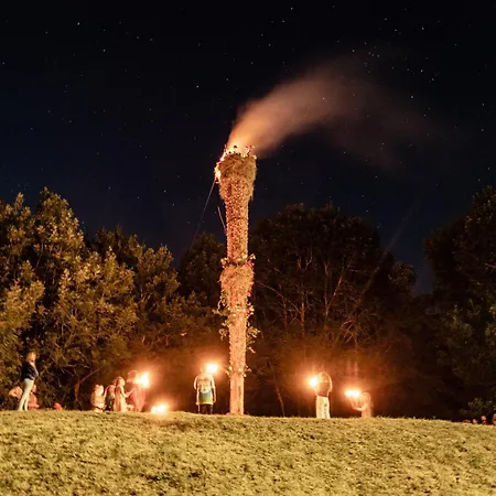 D'hotes Bed & Breakfast Regades